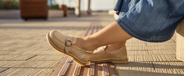 New Feet style 261-24-9535