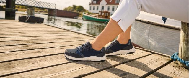 New Feet style 261-44-842