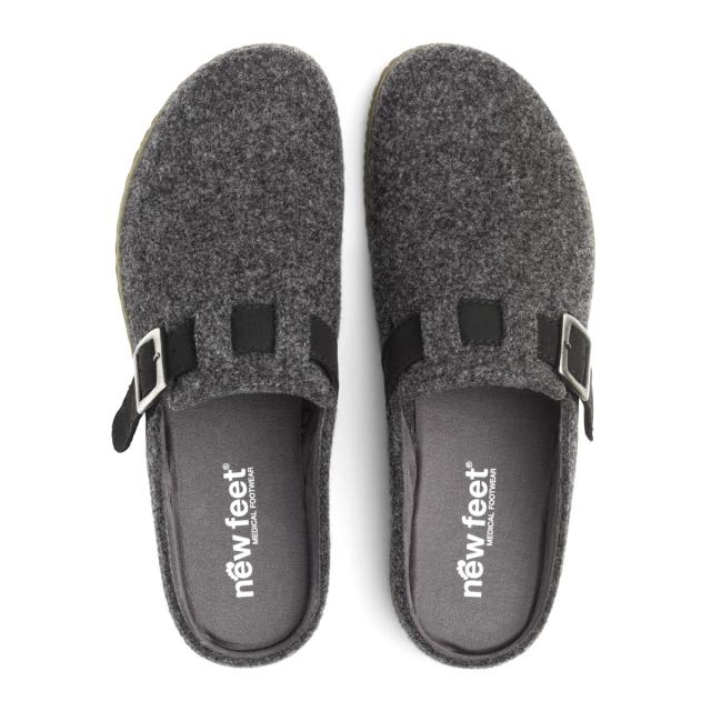 Herreslipper med regulerbar rem