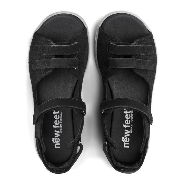 Sandal med regulerbare remme og halvåben hælkappe - til damer
