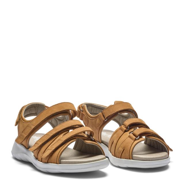 Sandal med tre regulerbare remme over foden og en justerbar hælrem